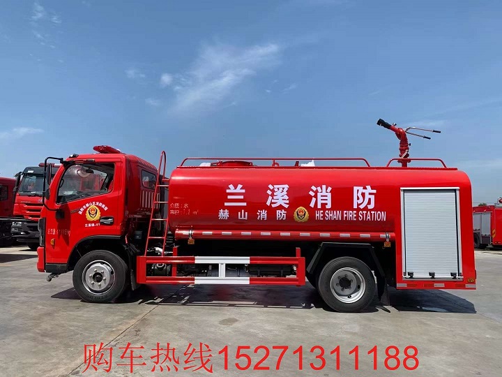 东风8吨消防水车